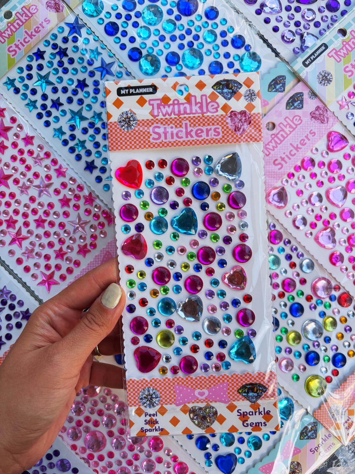 Renkli Kalpli Kristal Taş Sticker – Kendinden Yapışkanlı Dekoratif Süs Taşları